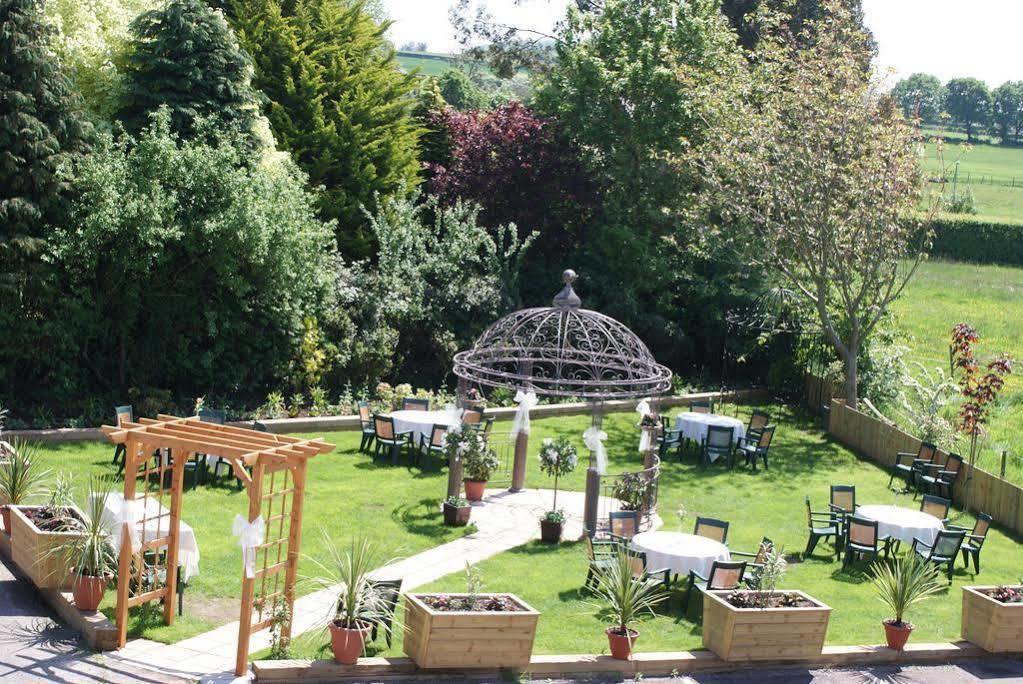 ניופורט The Old Barn Inn מראה חיצוני תמונה